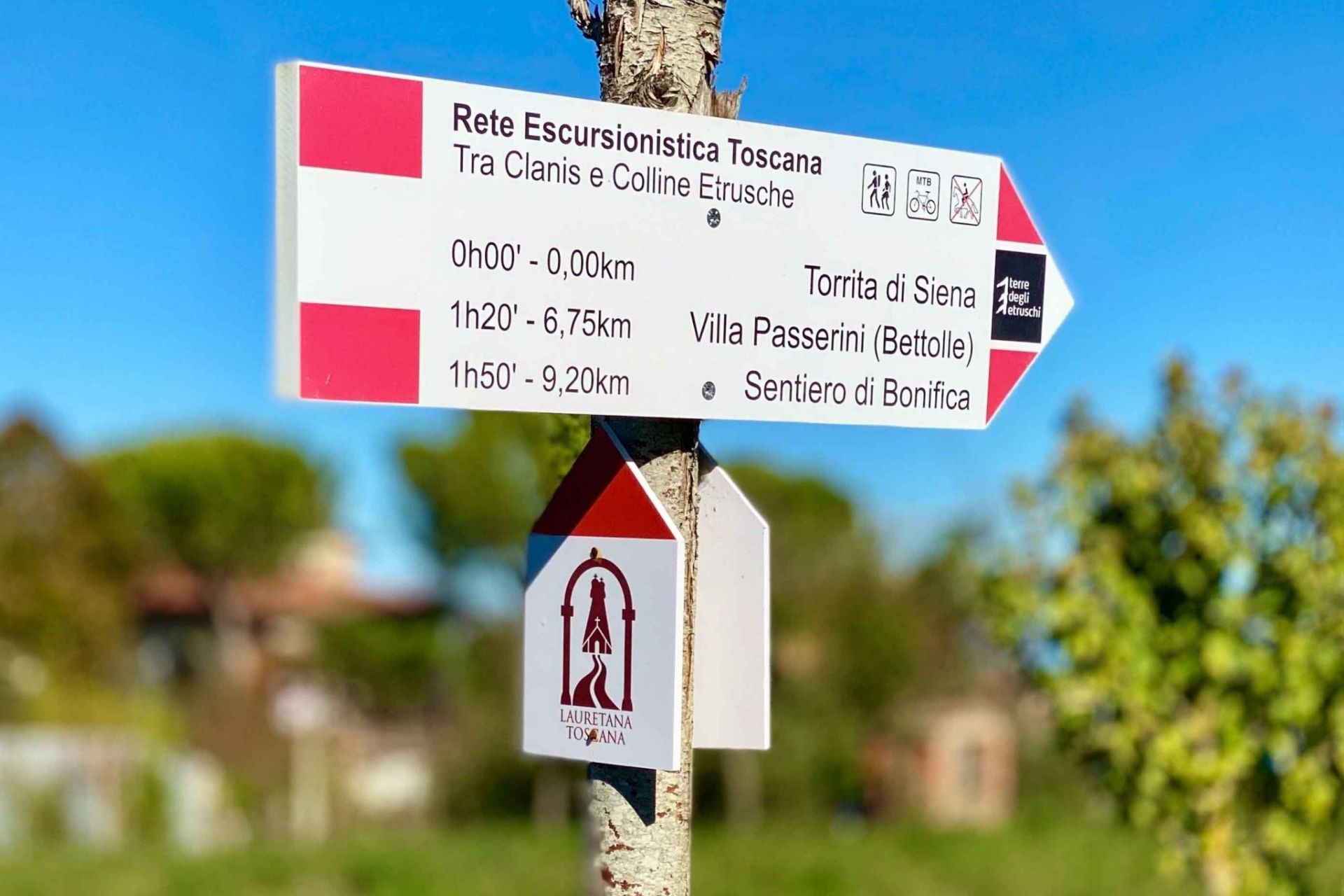 Il cammino della Via Lauretana in Toscana