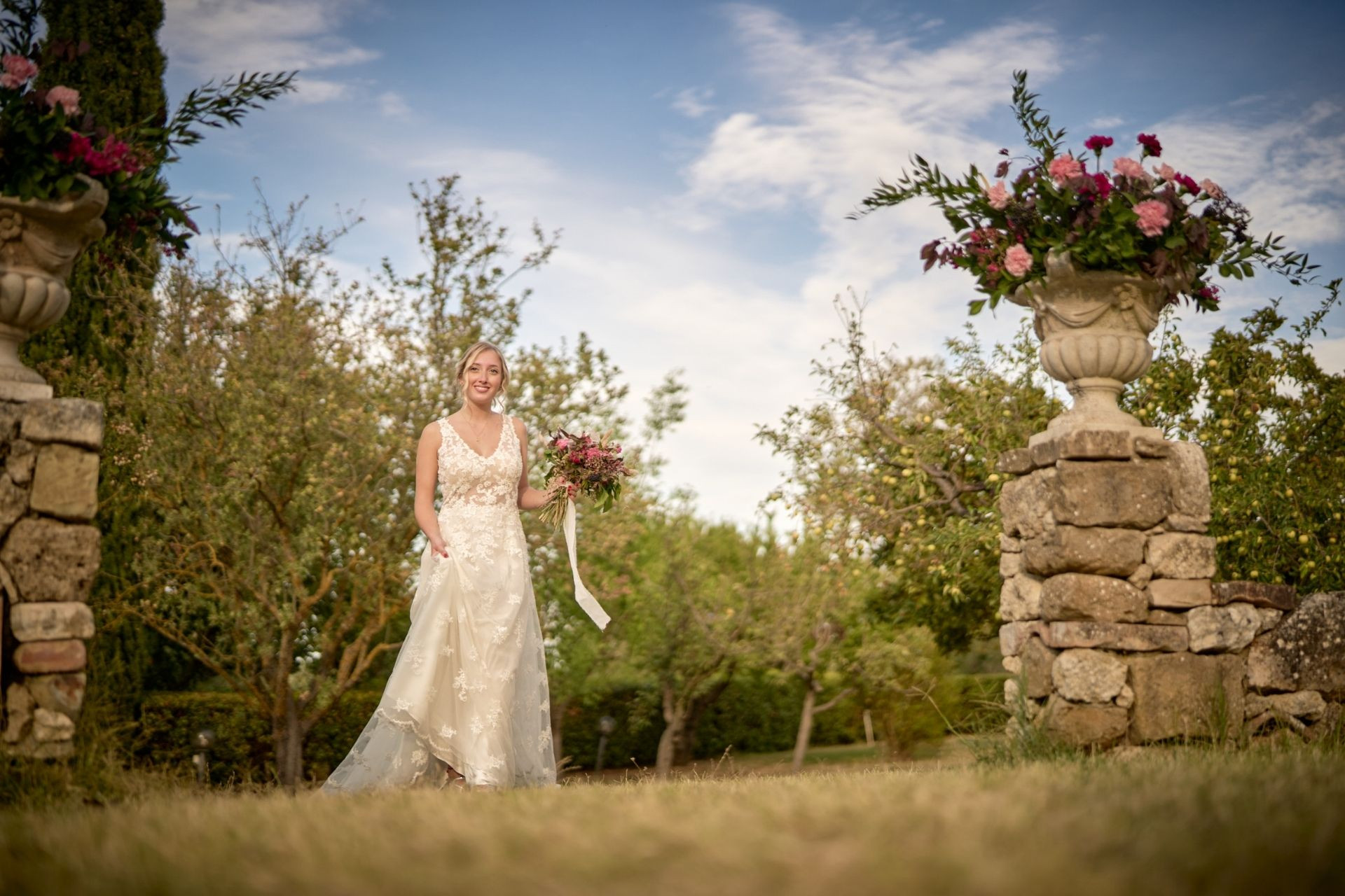 Organizing a bachelor or bachelorette party in Montepulciano has never been so fun