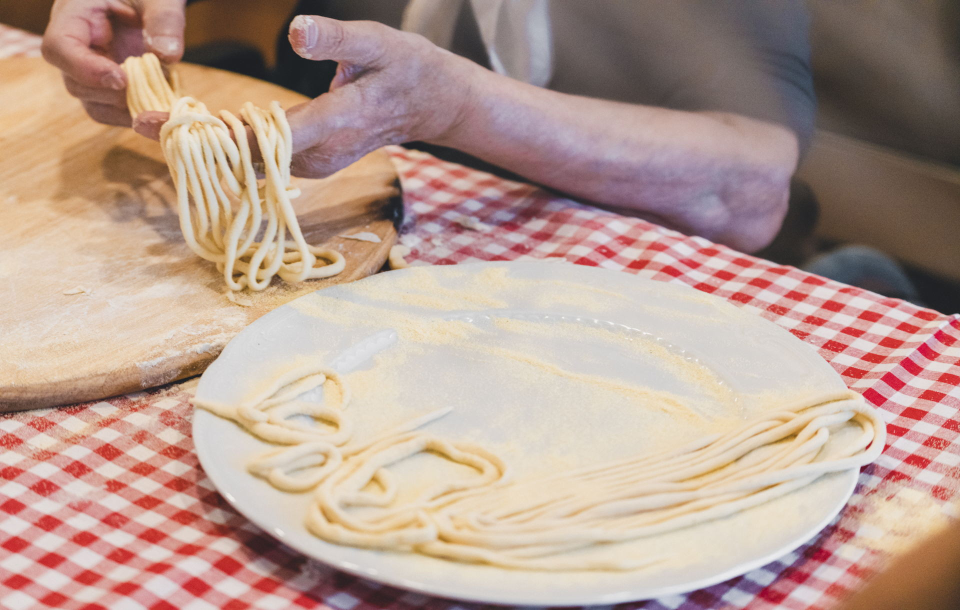 Una giornata ai fornelli in Valdichiana Senese: pici e non solo